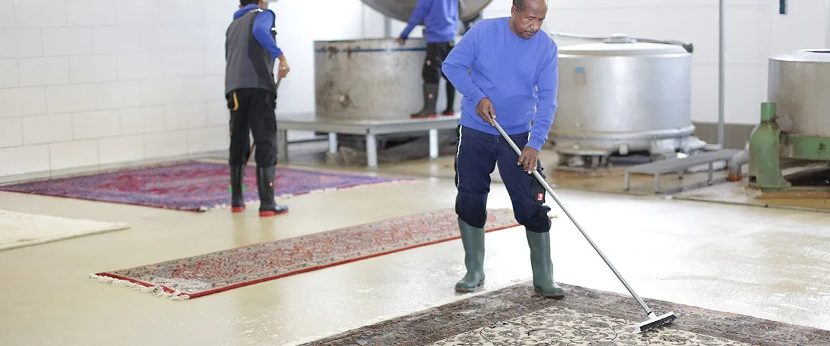 Teppichreparatur in unserer Manufaktur